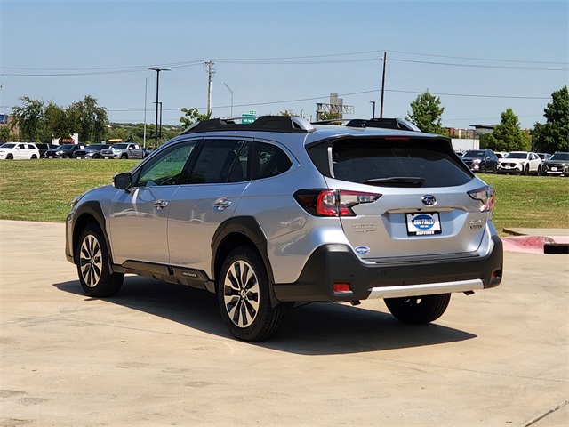 2025 Subaru Outback Touring XT photo 3