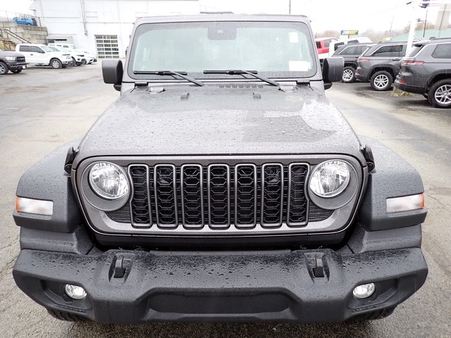 2025 Jeep Wrangler Sport S photo 9