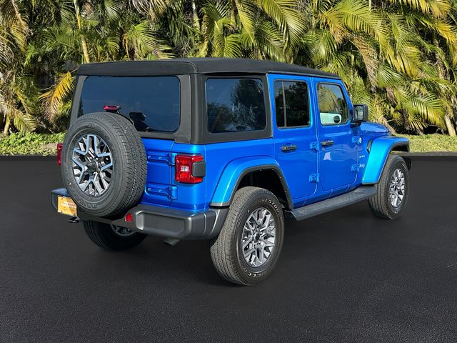 2024 Jeep Wrangler Sahara photo 4