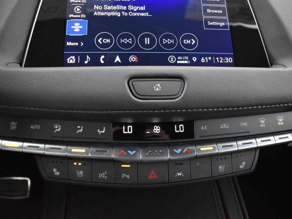 2023 Cadillac XT4 Premium Luxury photo 18