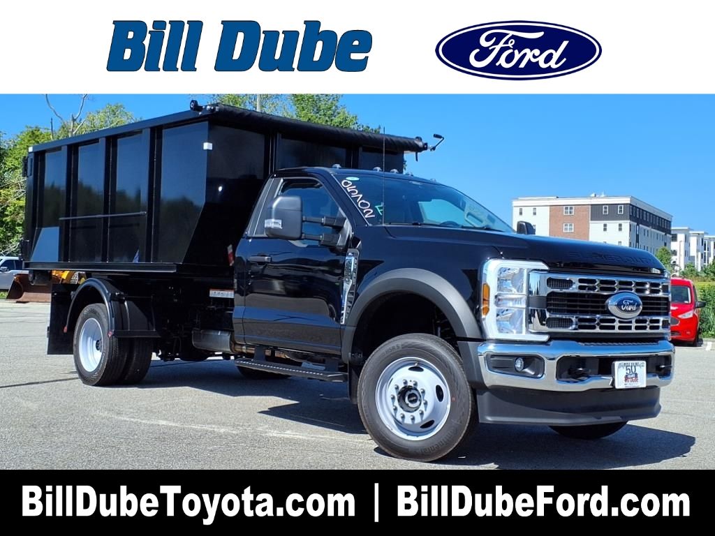 2025 Ford F-550 Super Duty Chassis Cab XL's photo