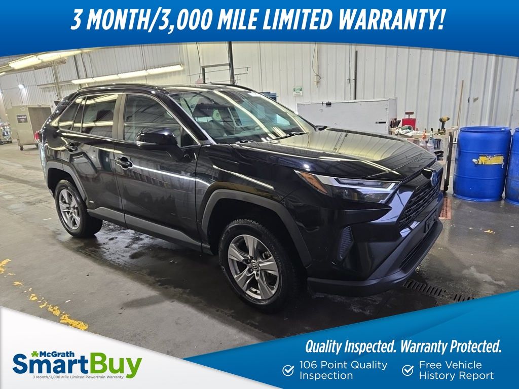 2023 Toyota RAV4 XLE's photo