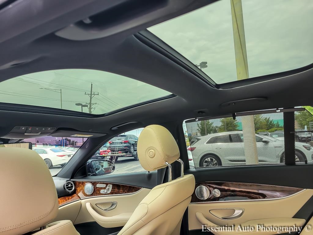 2020 Mercedes Benz E 450 4MATIC photo 12