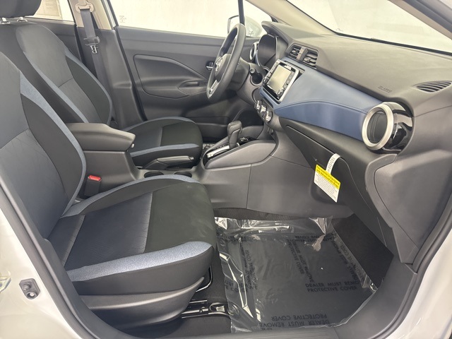 2025 Nissan Versa 1.6 SV photo 22