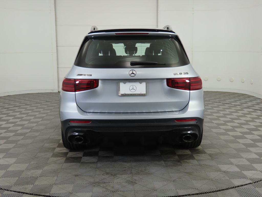 2026 Mercedes Benz GLB 35 AMG 4MATIC photo 5