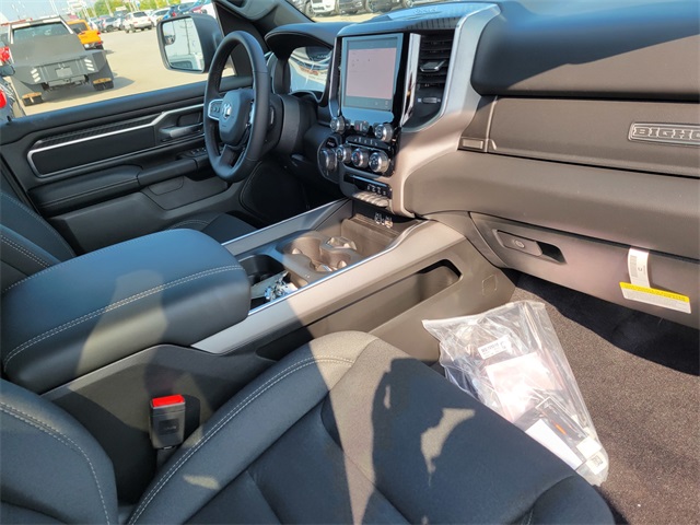 2025 Ram 1500 Big Horn Lone Star photo 17
