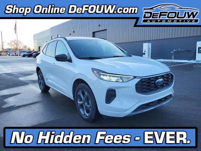 2023 Ford Escape ST-Line's photo