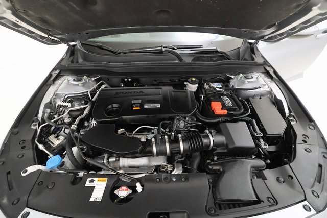 2018 Honda Accord Touring 2.0T photo 5
