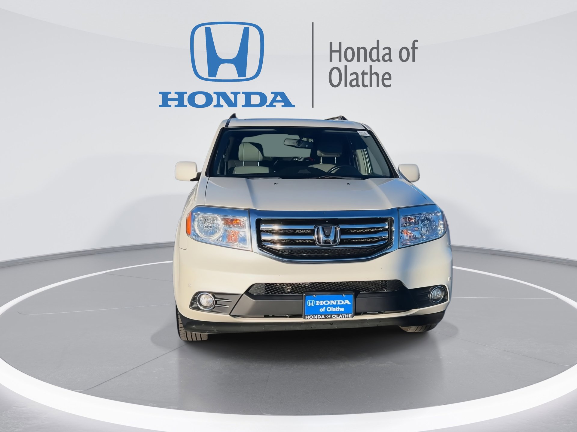 2015 Honda Pilot Touring photo 3