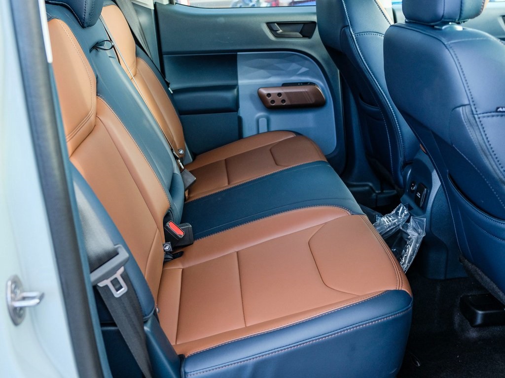 2024 Ford Maverick Lariat photo 8