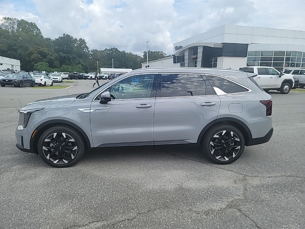 2025 Kia Sorento SX photo 3