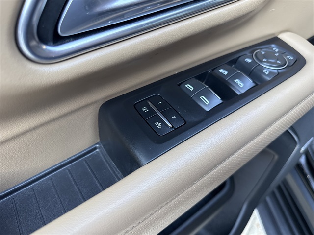 2021 Chevrolet Tahoe Premier photo 12