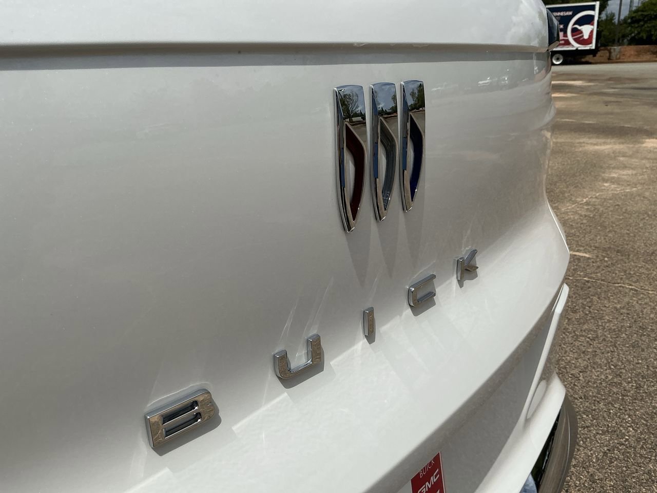 2025 Buick Envista Avenir photo 25
