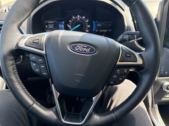 2024 Ford Edge Titanium photo 26