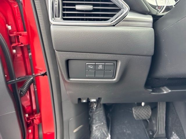 2025 Mazda CX-5 2.5 Select photo 19