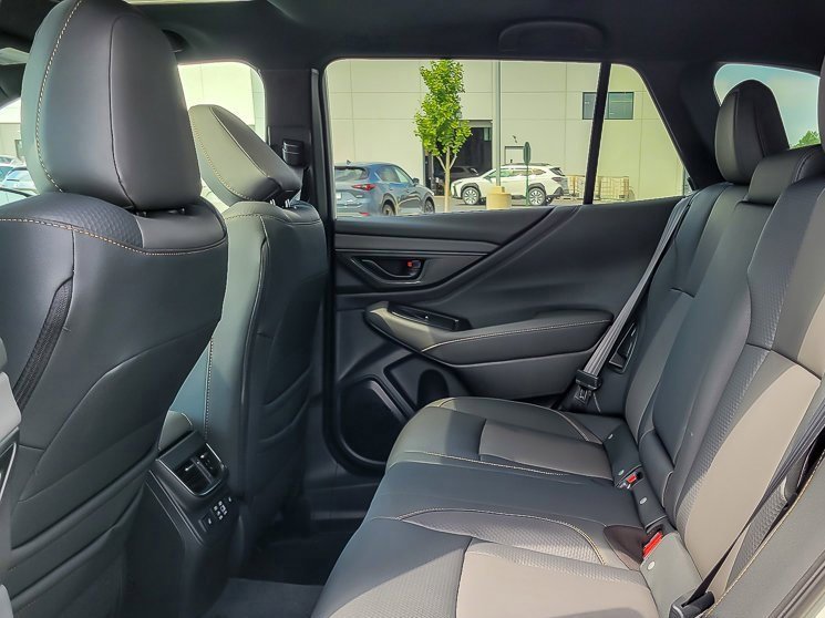 2025 SUBARU OUTBACK - Image 9