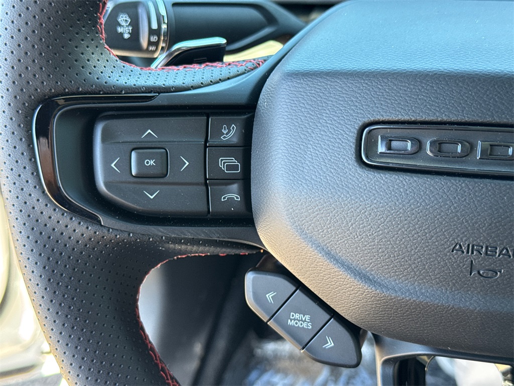 2025 Dodge Charger R/T photo 30