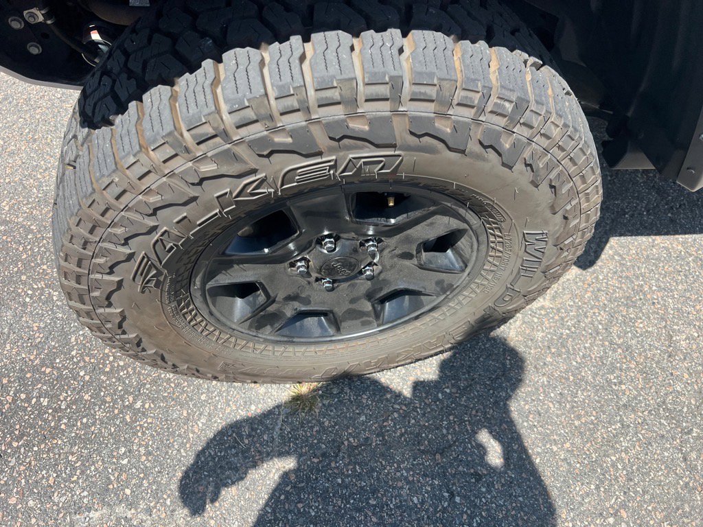 2021 Jeep Gladiator Mojave photo 4