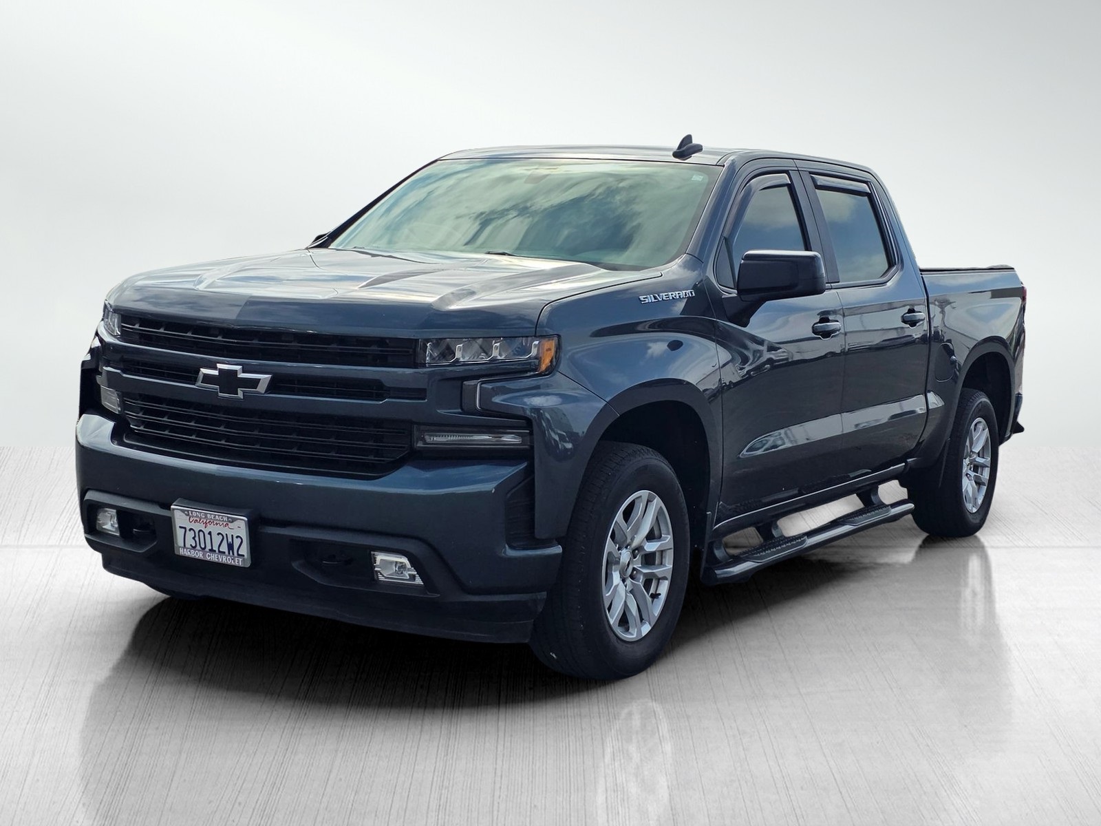 2019 Chevrolet Silverado 1500 RST photo 3