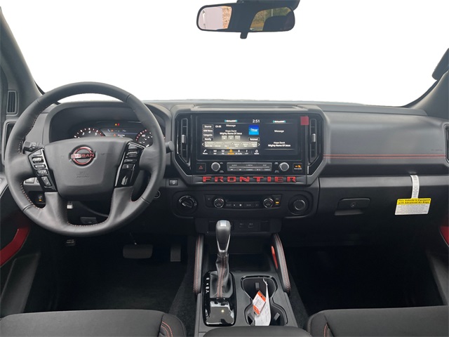 2025 Nissan Frontier Crew Cab PRO-4X photo 8