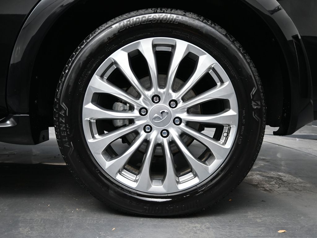 2017 Infiniti QX80 Base photo 8