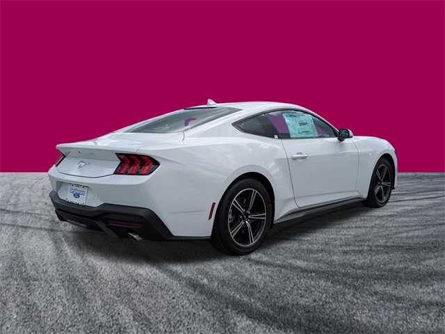 2025 Ford Mustang EcoBoost photo 4