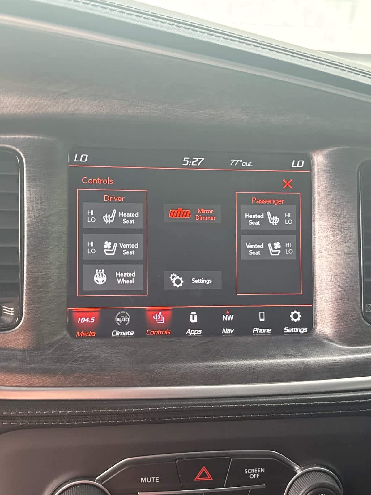 2021 Dodge Charger R/T photo 27