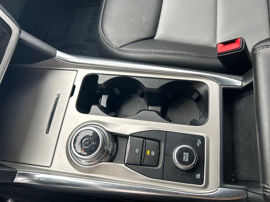 2022 Ford Explorer XLT photo 13