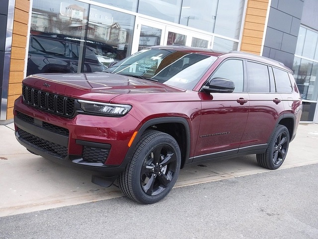 2025 Jeep Grand Cherokee L Altitude's photo