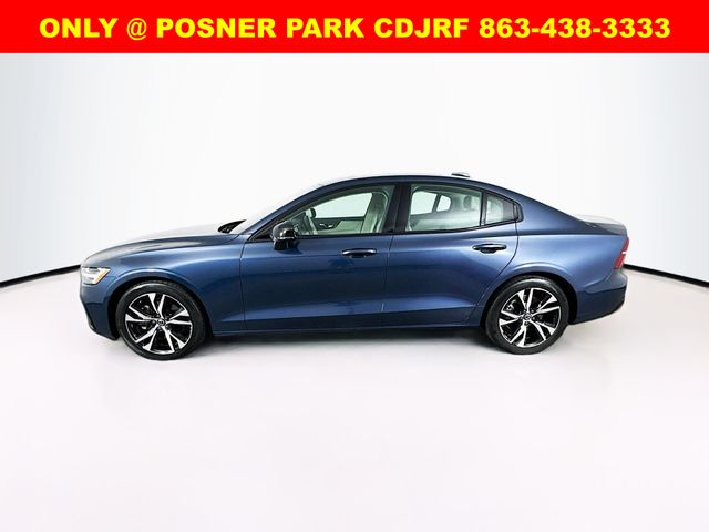 2024 Volvo S60 B5 Core photo 2