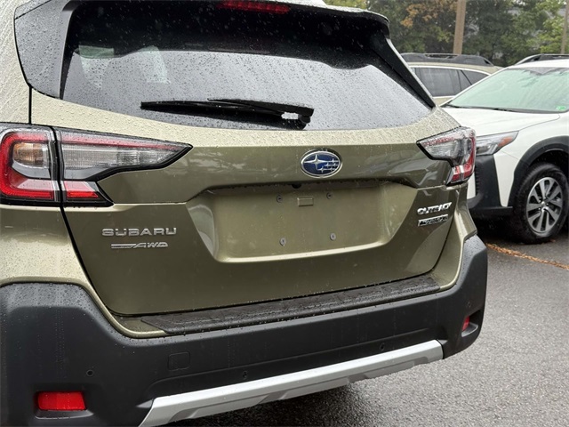 2025 Subaru Outback Touring XT photo 10