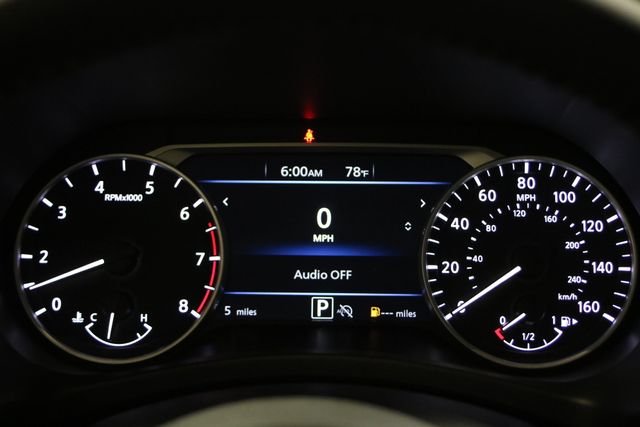 2025 Nissan Sentra SR photo 11