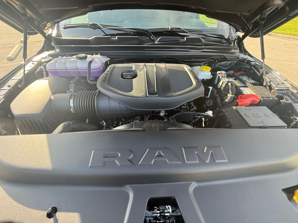2025 Ram 1500 Tradesman photo 24