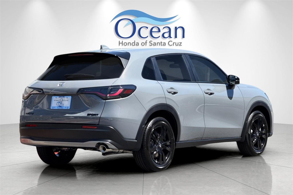 2026 Honda HR-V Sport photo 4