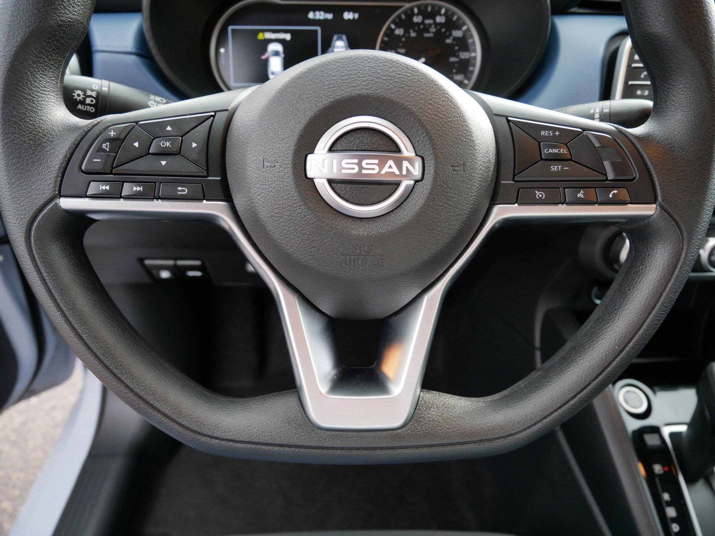 2024 Nissan Versa SV photo 21