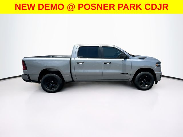 2025 Ram 1500 Tradesman photo 3