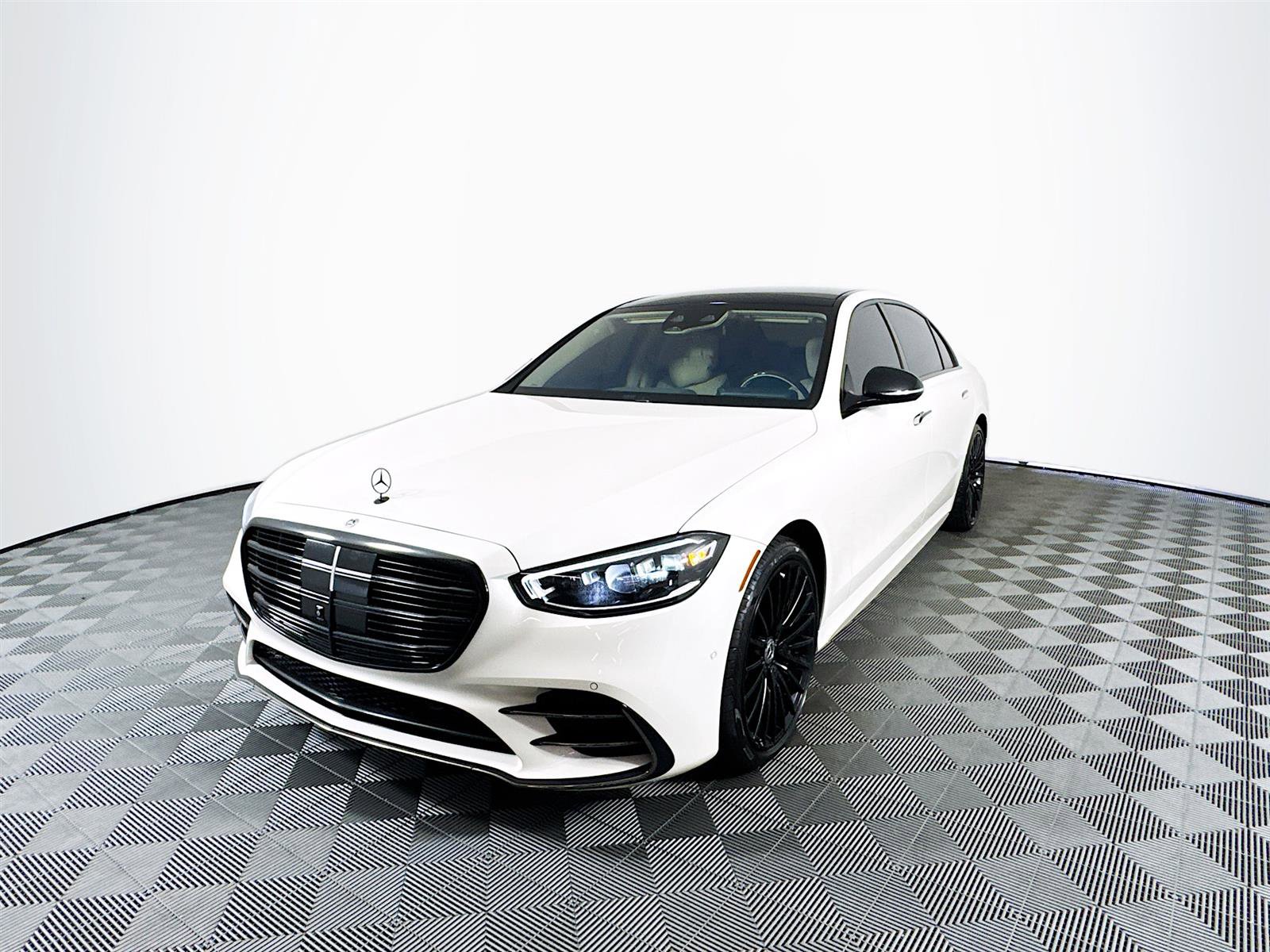 2023 Mercedes Benz S 500 4MATIC photo 3
