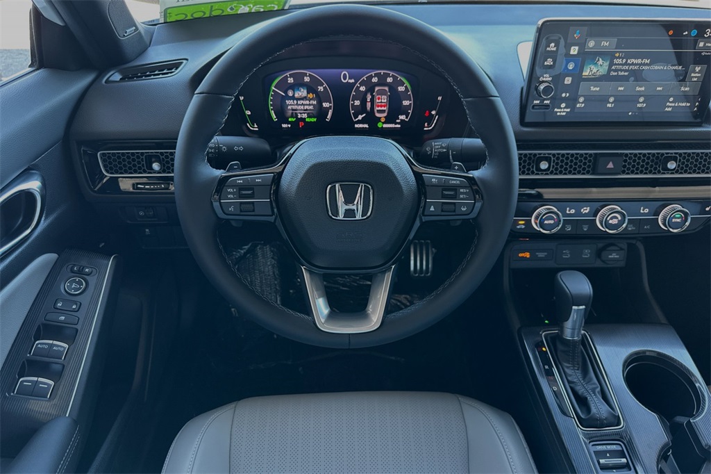 2025 Honda Civic Sport Touring photo 13