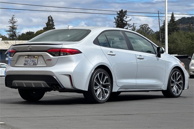 2020 Toyota Corolla XSE photo 3