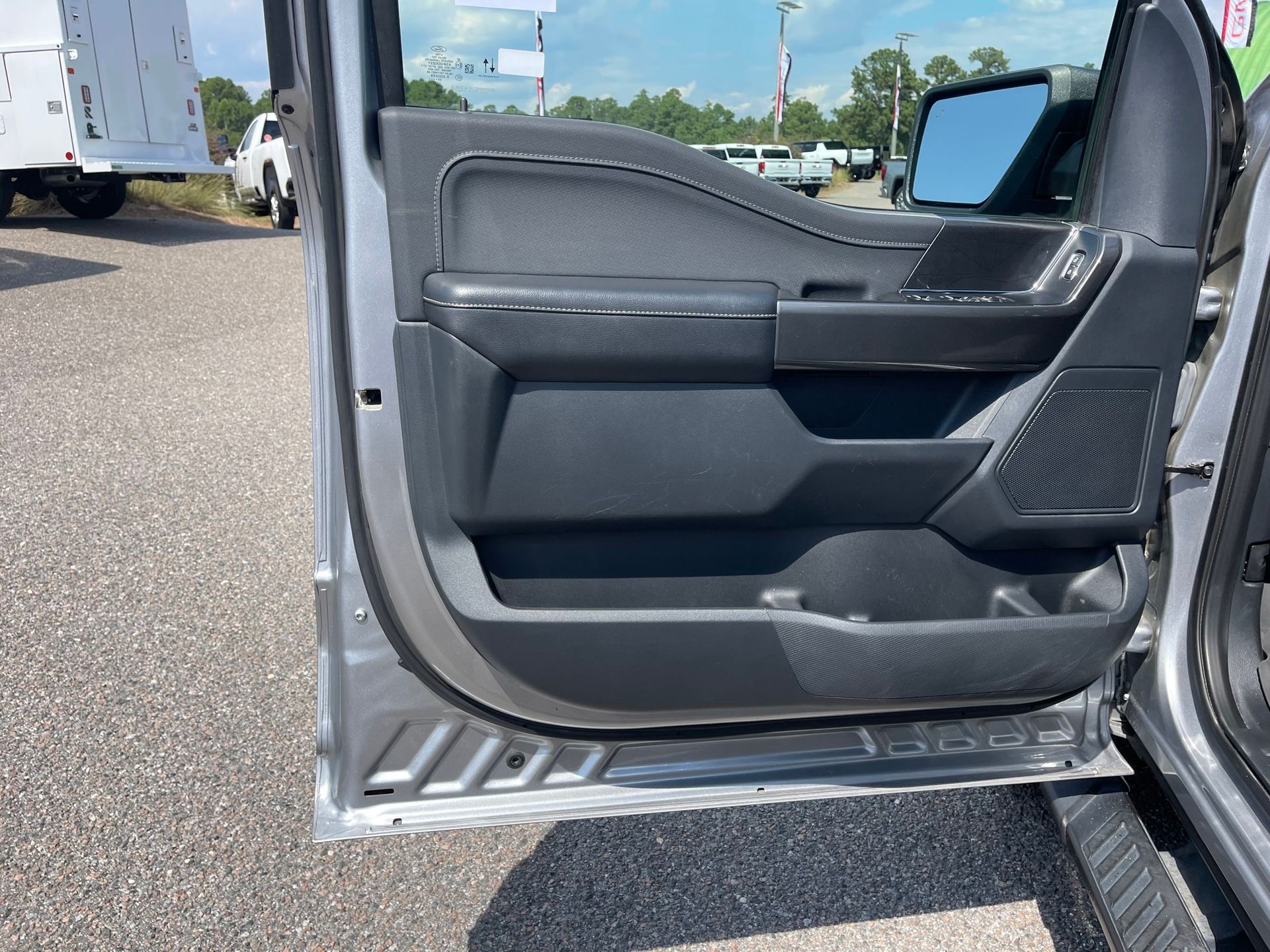 2022 Ford F-150 XLT photo 11
