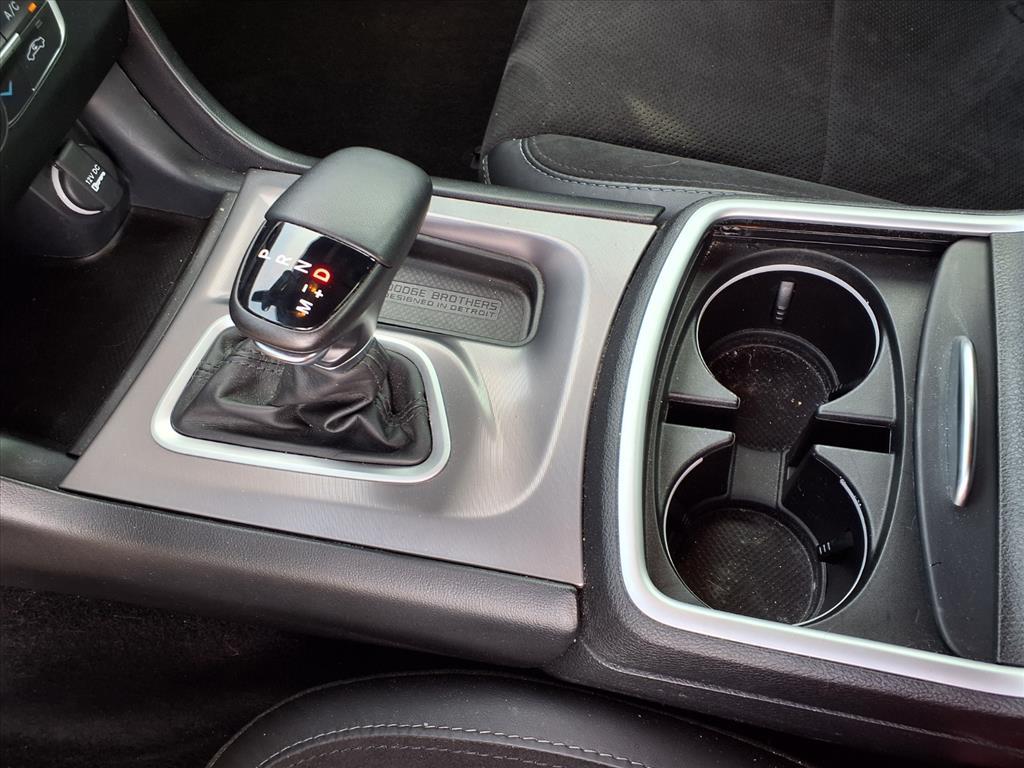 2022 Dodge Charger R/T photo 14