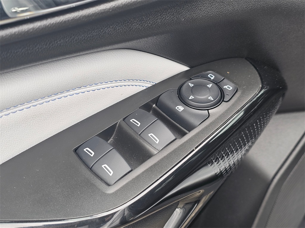 2024 Chevrolet Trax LT photo 21