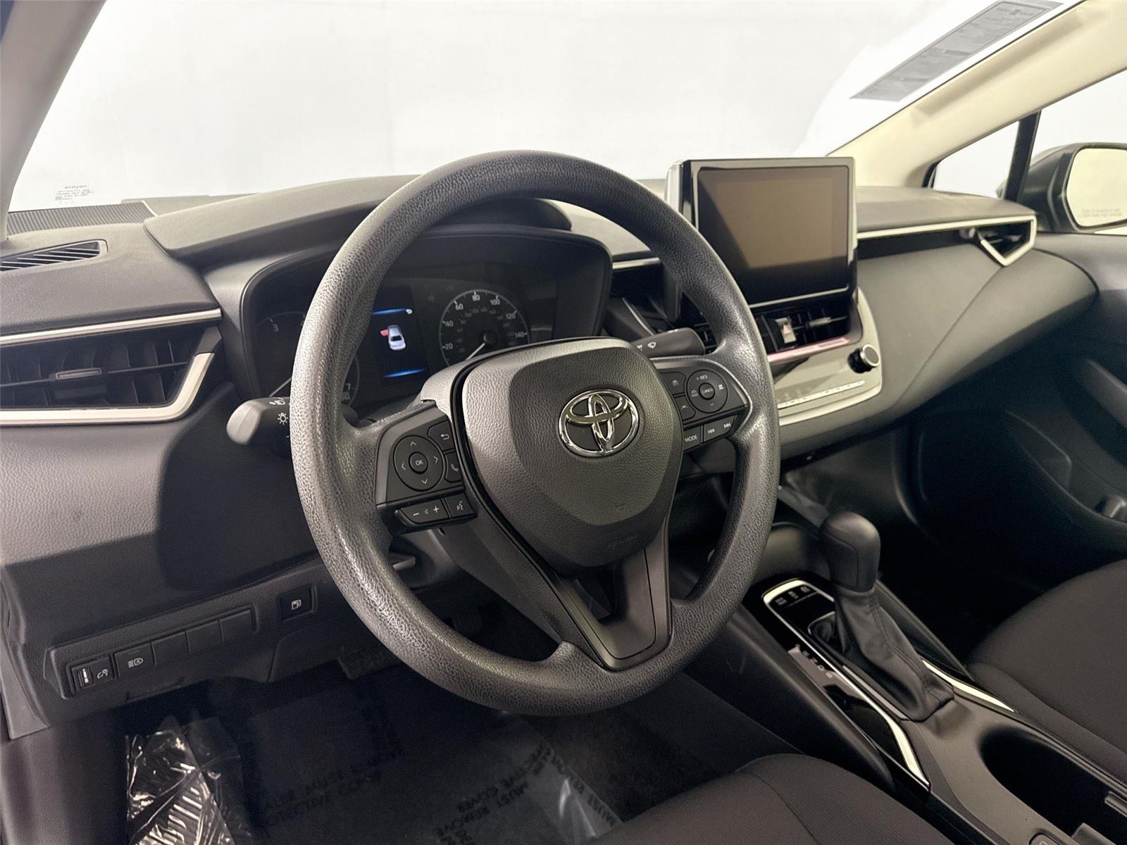 2024 Toyota Corolla Hybrid photo 12