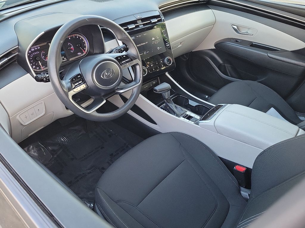 2023 Hyundai Tucson SEL photo 2