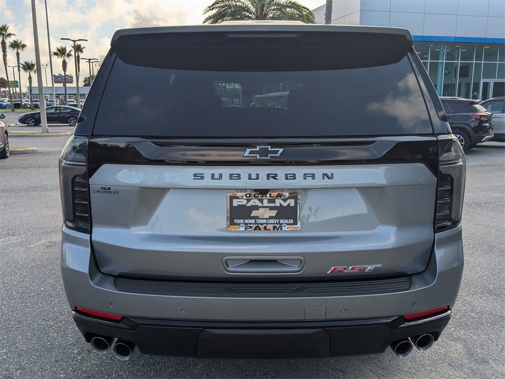 2025 Chevrolet Suburban RST photo 3