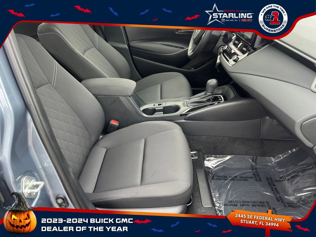 2025 Toyota Corolla LE photo 18