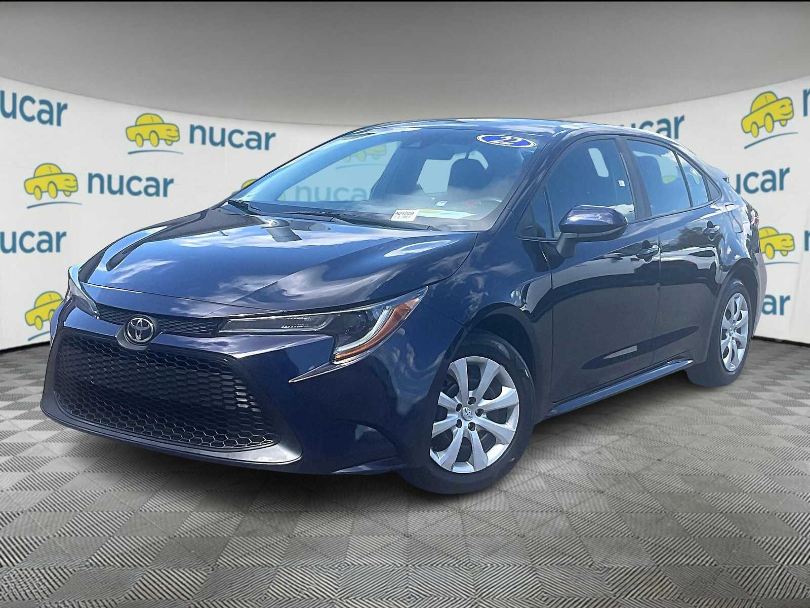 2022 Toyota Corolla LE photo 3