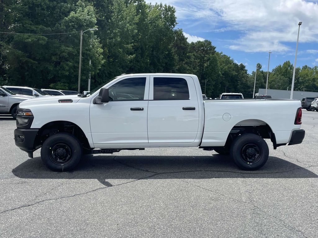 2026 Ram 2500 Tradesman photo 4