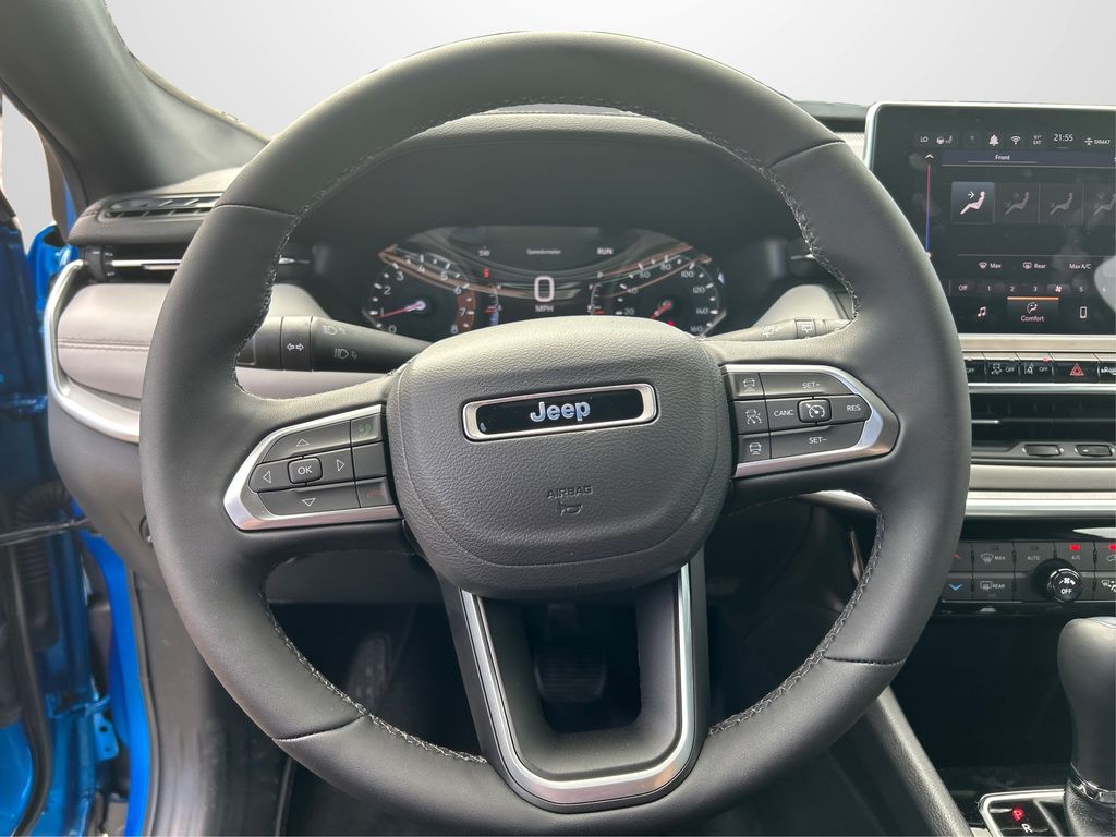 2025 Jeep Compass Limited photo 18