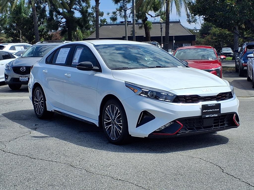 2023 Kia Forte GT-Line photo 7